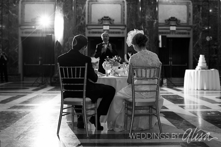 Photographers in Pittsburgh Carnegie Museum Wedding