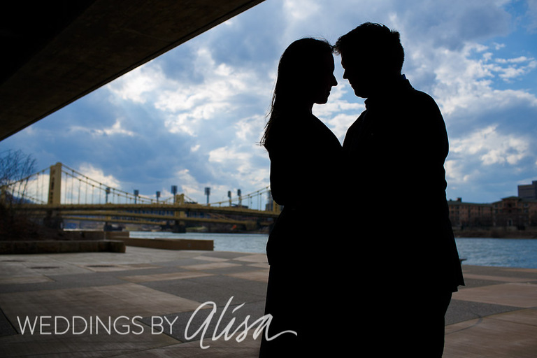Pittsburgh Engagement Photos Downtown
