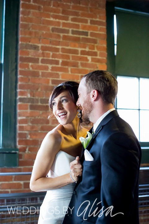 Wedding photos at Heinz History Center 