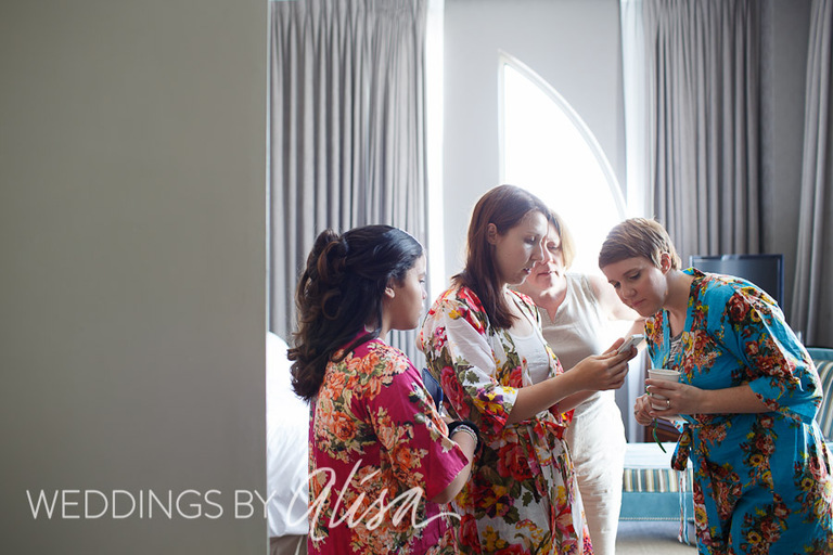 Bride with her bridesmaids at downtown Pittsburgh wedding