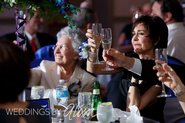 06- Double Tree Hotel Pittsburgh Wedding Reception