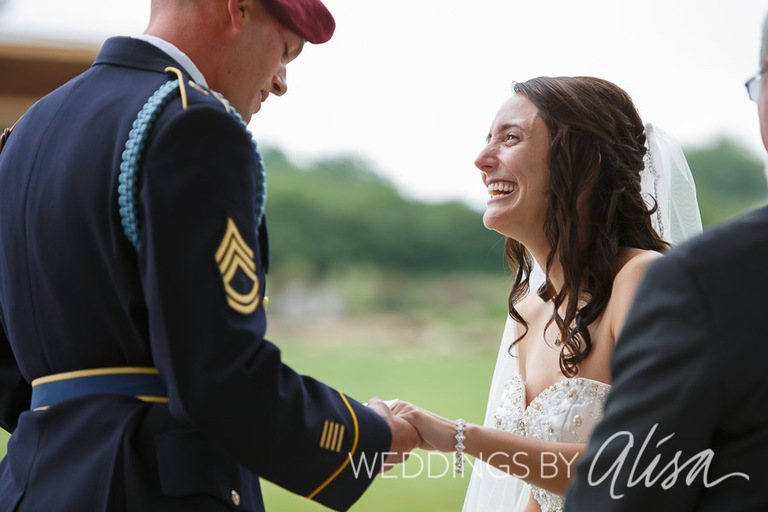 Getting married in an outdoor ceremony in Pittsburgh