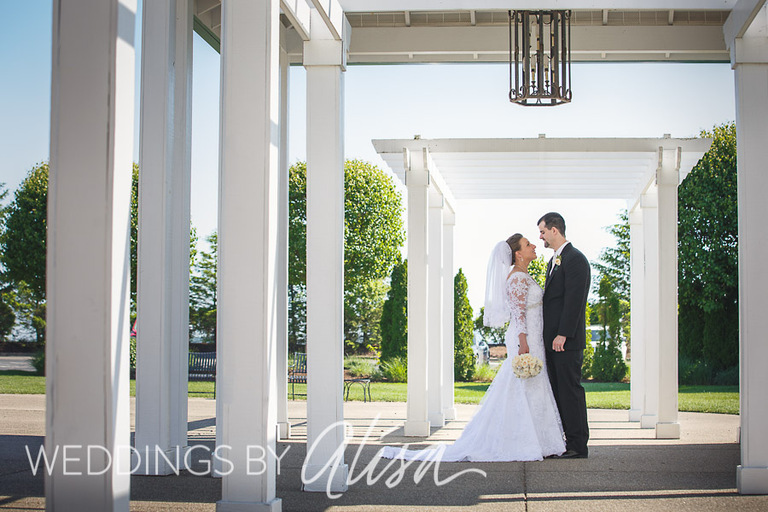 Spring wedding portraits in Pittsburgh