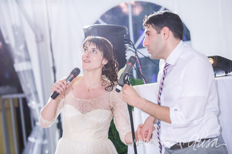 Bride and Groom sing karaoke at Pittsburgh wedding