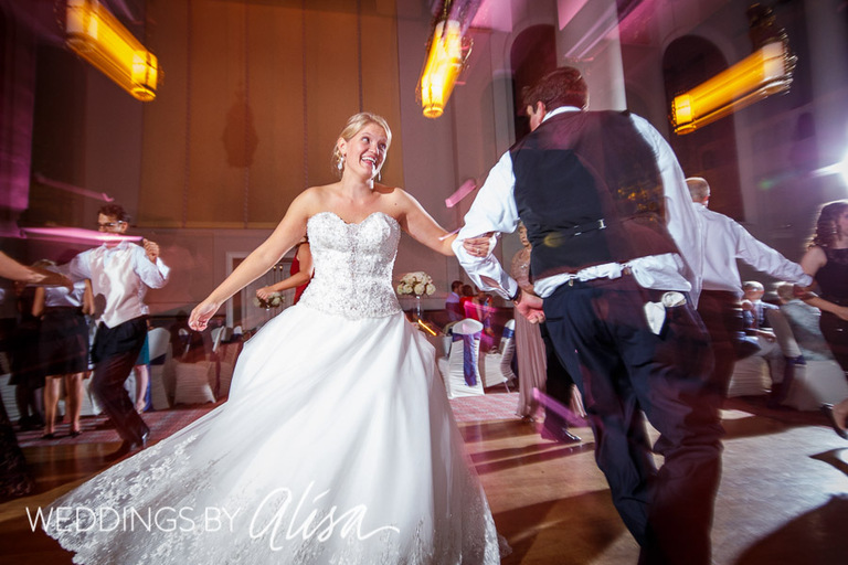 Candid Wedding photos in Pittsburgh