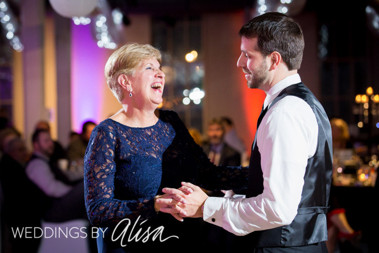 Wheeling-Artisan-Center-Wedding-Photos-045