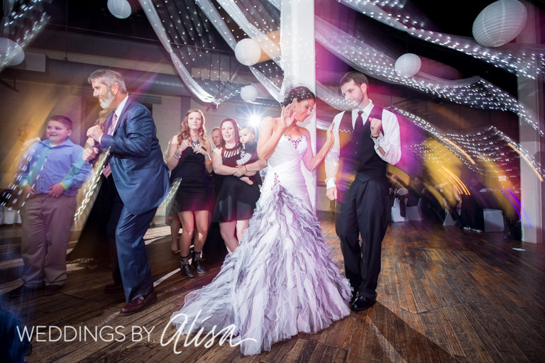 Wheeling-Artisan-Center-Wedding-Photos-047