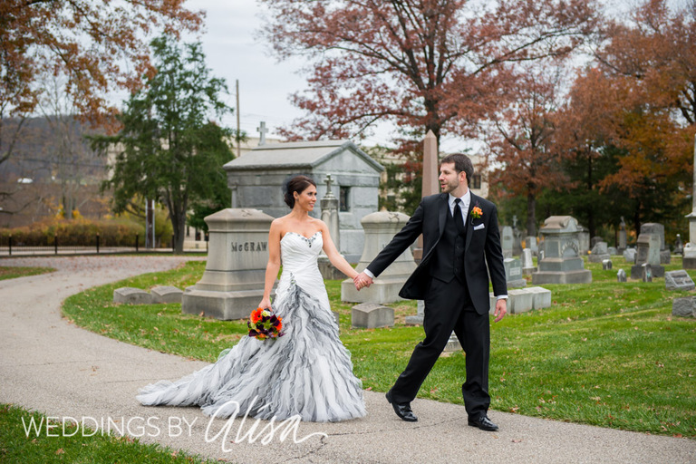 Halloween Wedding Photos in Cemetery