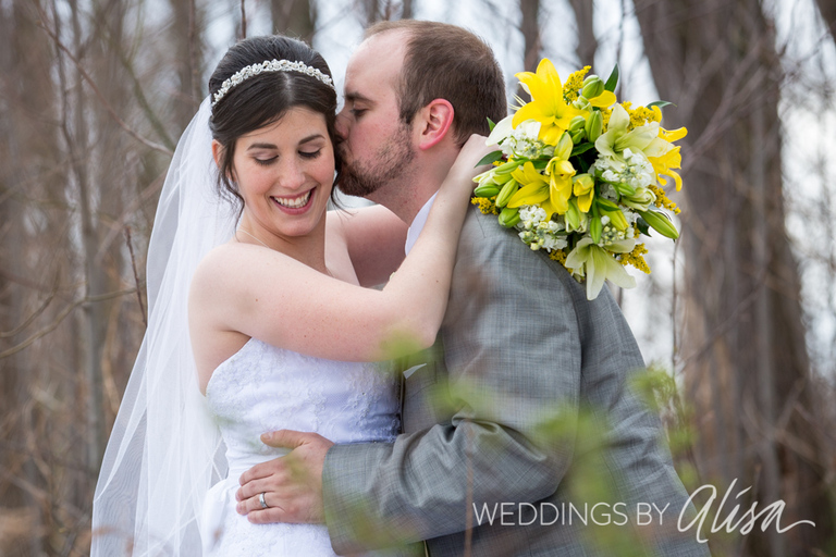 Yellow bridal bouquet flowers
