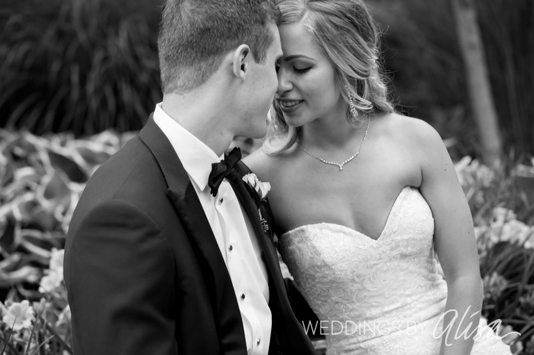 Bridal portraits at Omni William Penn