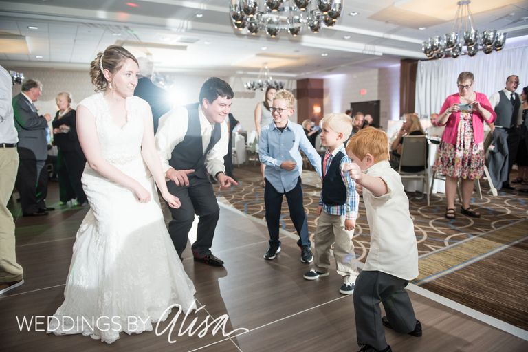 sheraton-pittsburgh-airport-wedding-59
