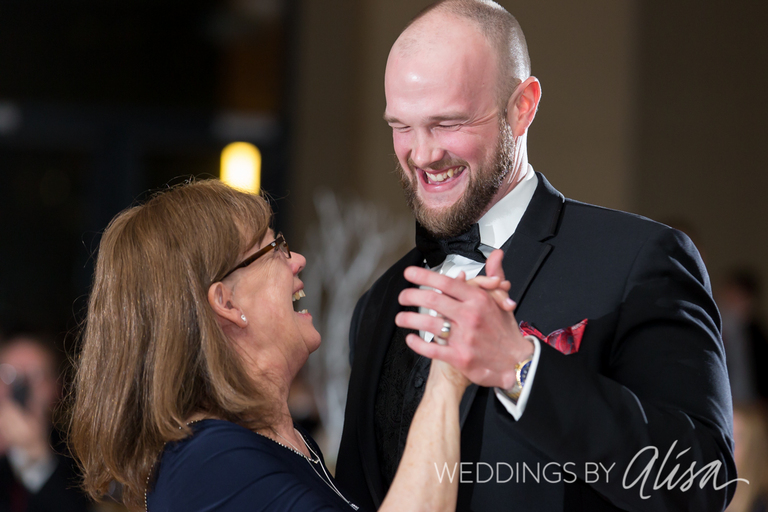 Duquesne-Power-Center-Wedding-Photos-94