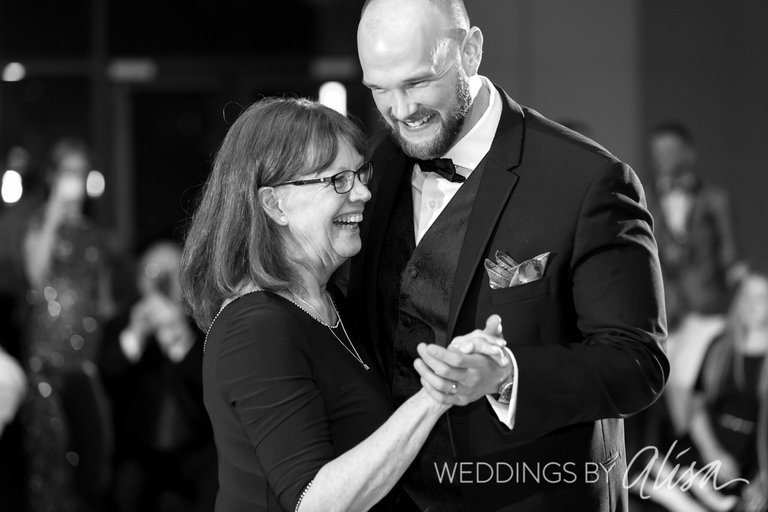 Duquesne-Power-Center-Wedding-Photos-96
