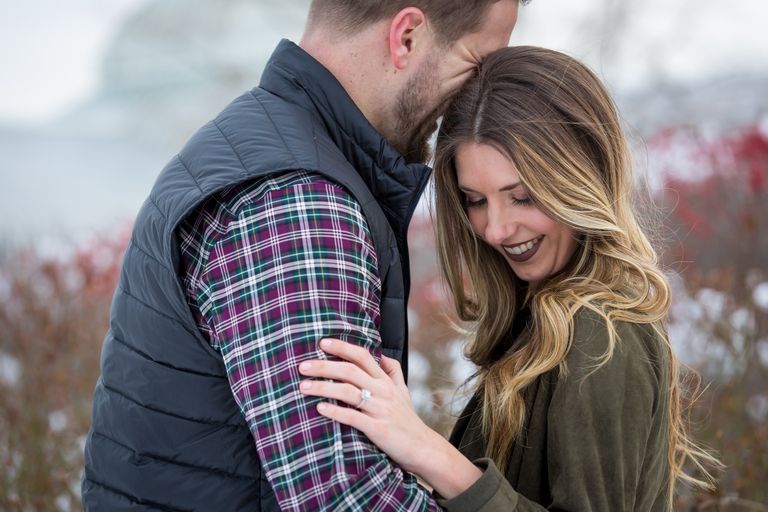 Snowy engagement photos in Pittsburgh