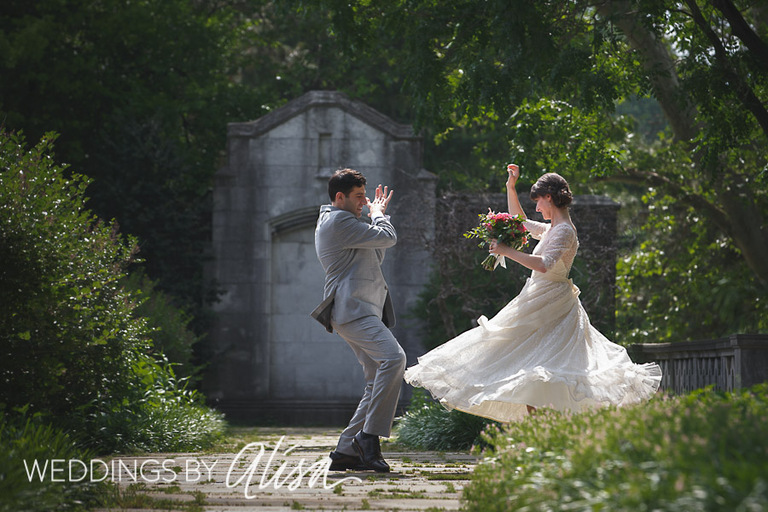 Dancing bride and groom at Pittsburgh wedding