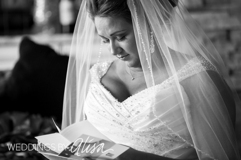 Bride reads note from husband on wedding day