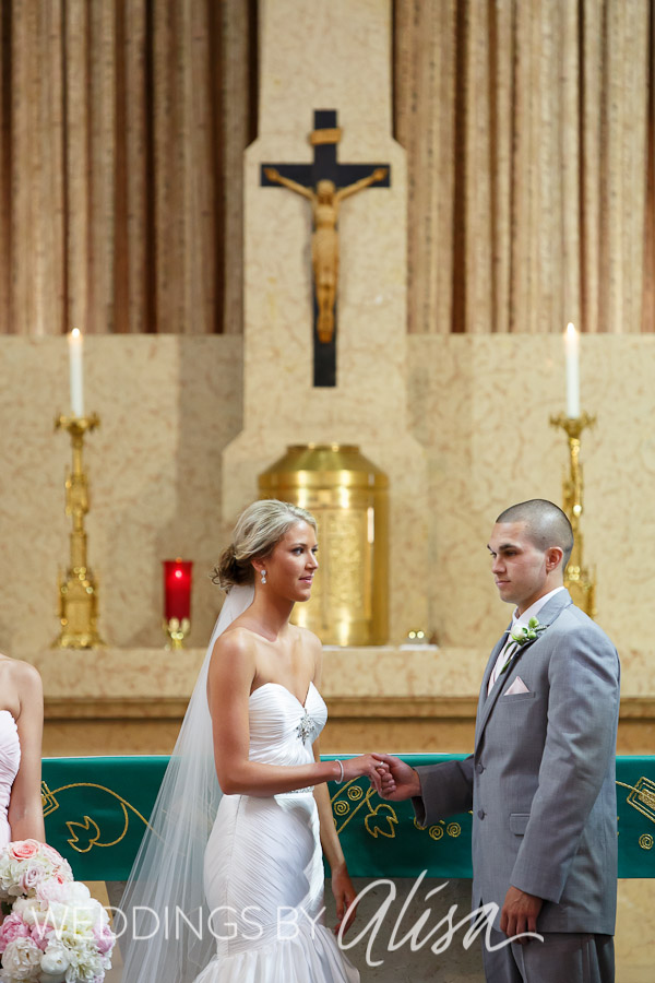 st-michaels-wheeling-wedding-photographers-13
