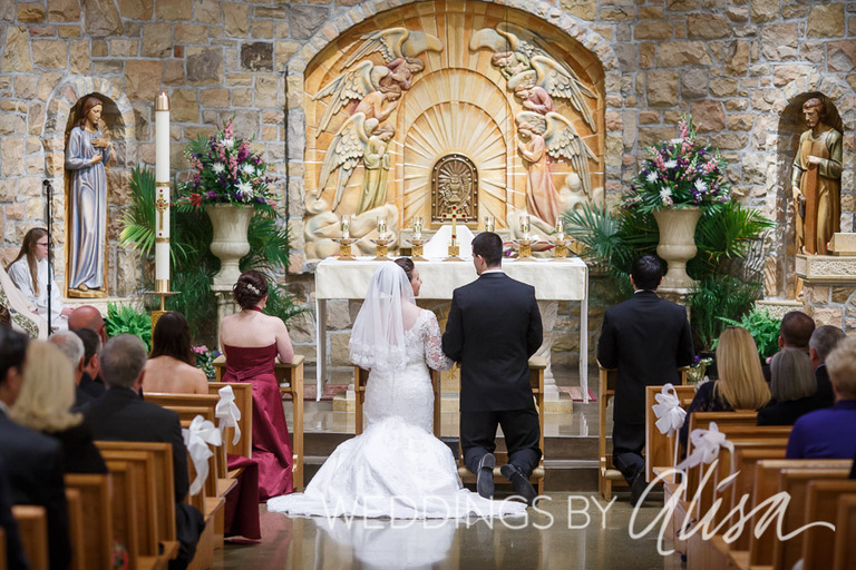 Spring wedding at St. Louise de Marillac