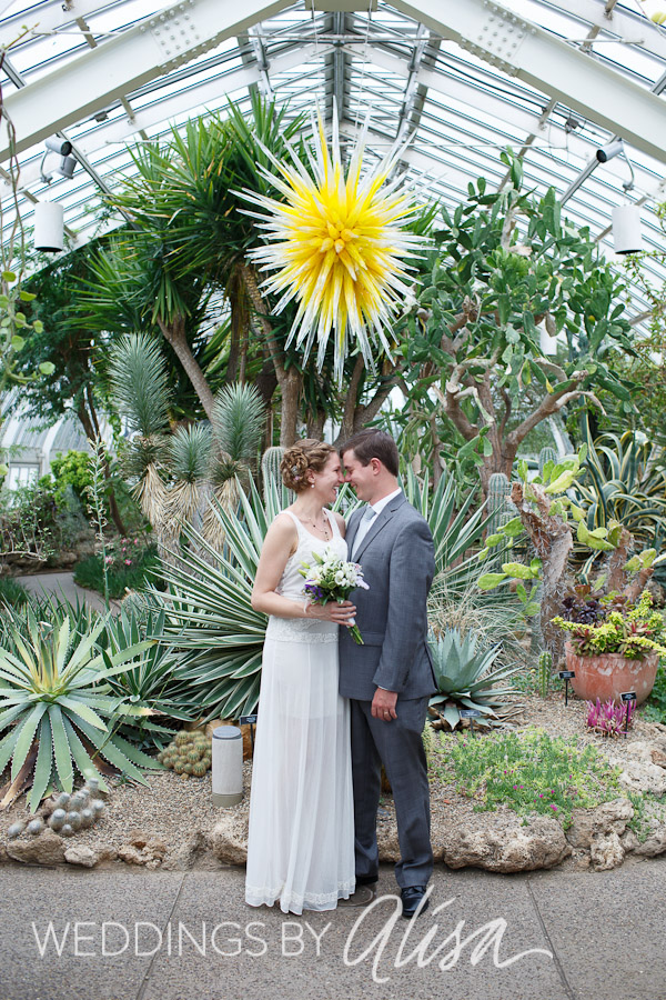 phipps-conservatory-wedding-photographer-21 Wedding Photos inside the Broderie Room at Phipps in Pittsburgh