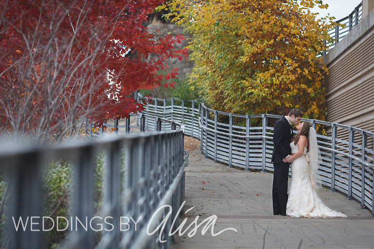 Convention Center Pittsburgh Wedding Photos - 12