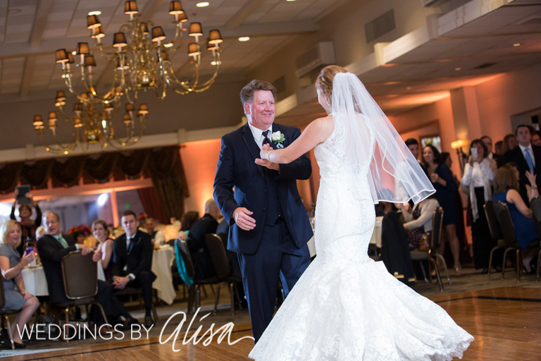 South-Hills-Country-Club-Wedding-Photos-57