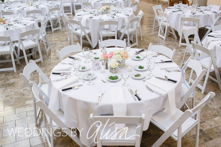 Wedding reception at Butler Art Institute in Youngstown