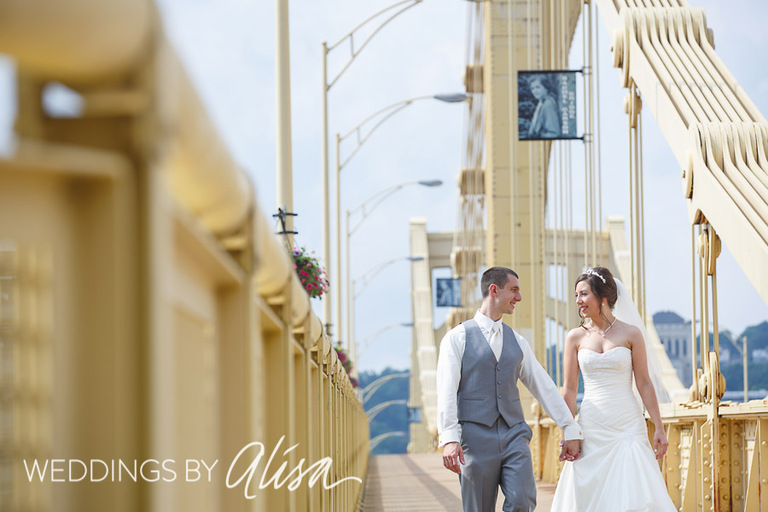 Wedding photos on Yellow Bridge